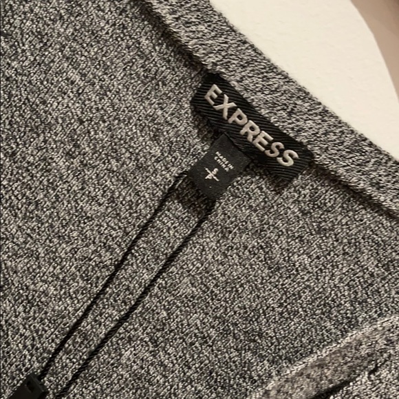 Express grey shirt - Picture 2 of 3